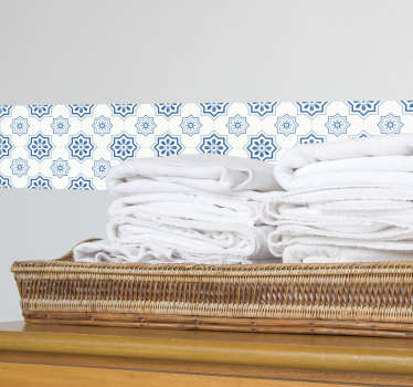 Fliesenaufkleber blau-weiß