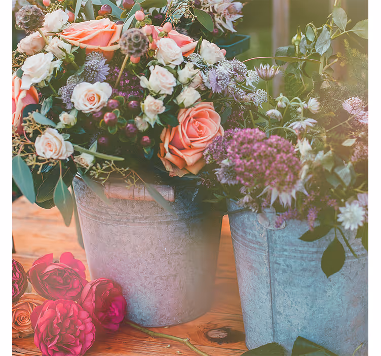 Rollo wohnzimmer mit botanischem cottagecore-tisch - TenStickers