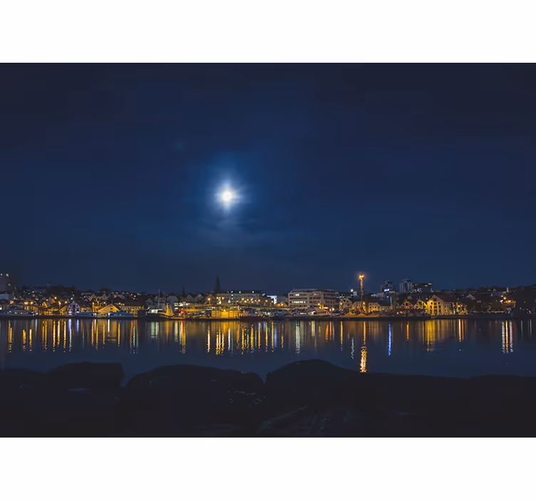 Fototapete Städte mondbeschienene stadtreflexionen - TenStickers