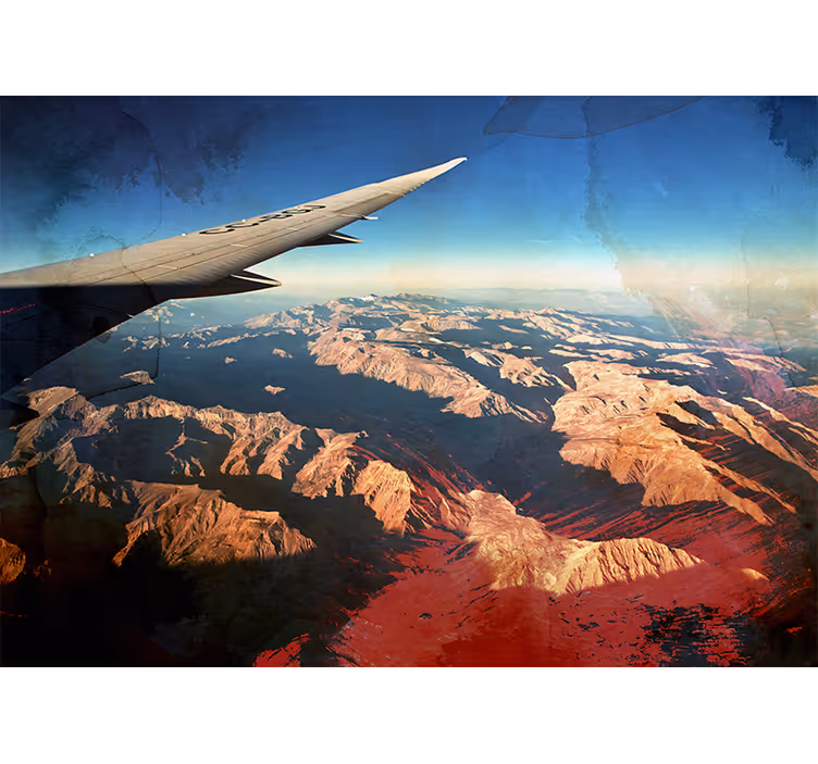 Fototapete fahrzeuge luftaufnahme berglandschaft - TenStickers