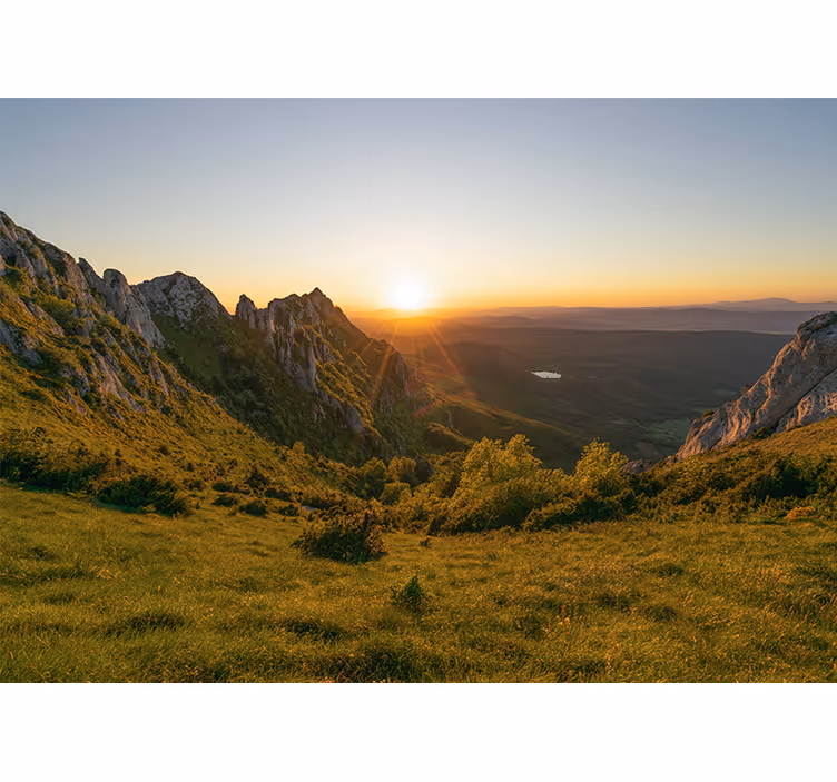 Fototapete landschaft sonnenuntergang über bergen - TenStickers
