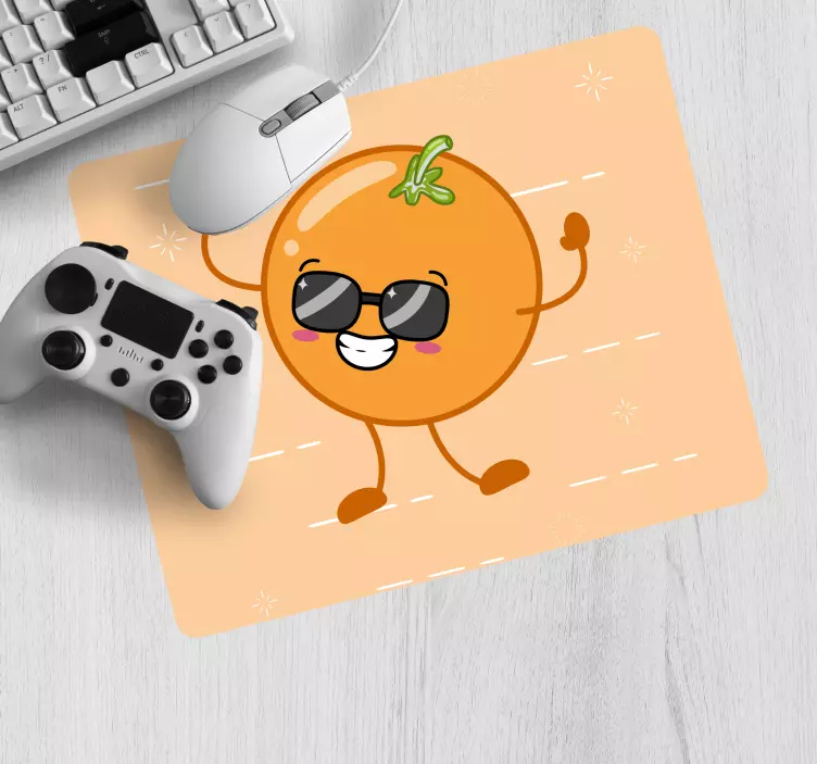 Gaming mauspad mit fröhlichem orangefarbenen charakter - TenStickers