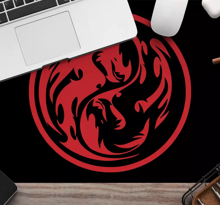 Gaming mauspad mit furchtlosem drachenemblem - TenStickers