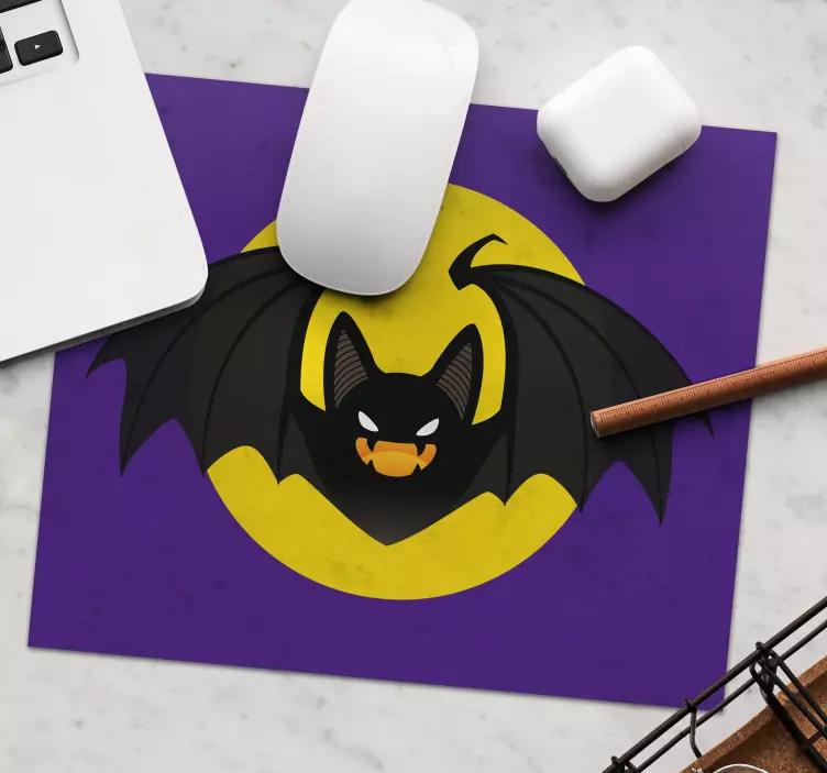 Gaming mauspad mit gruseligem fledermaus-emblem - TenStickers