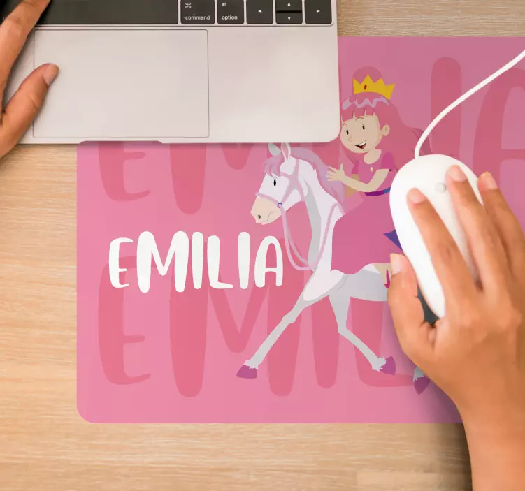 Mauspad mit namen prinzessin reitet einhorn - TenStickers