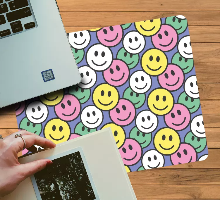 Mauspad muster bunte smiley gesichter - TenStickers