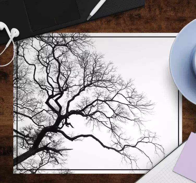 Mauspad muster mit silhouette von kahlen Ästen - TenStickers