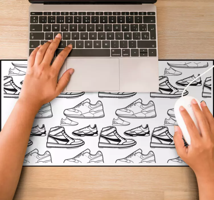 Mauspad originell Schwarz-weißes retro-sneaker-muster - TenStickers