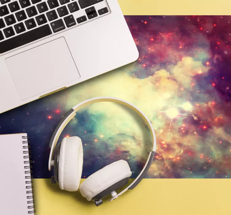 Mousepad weltkarte mit kosmischem nebel-muster - TenStickers
