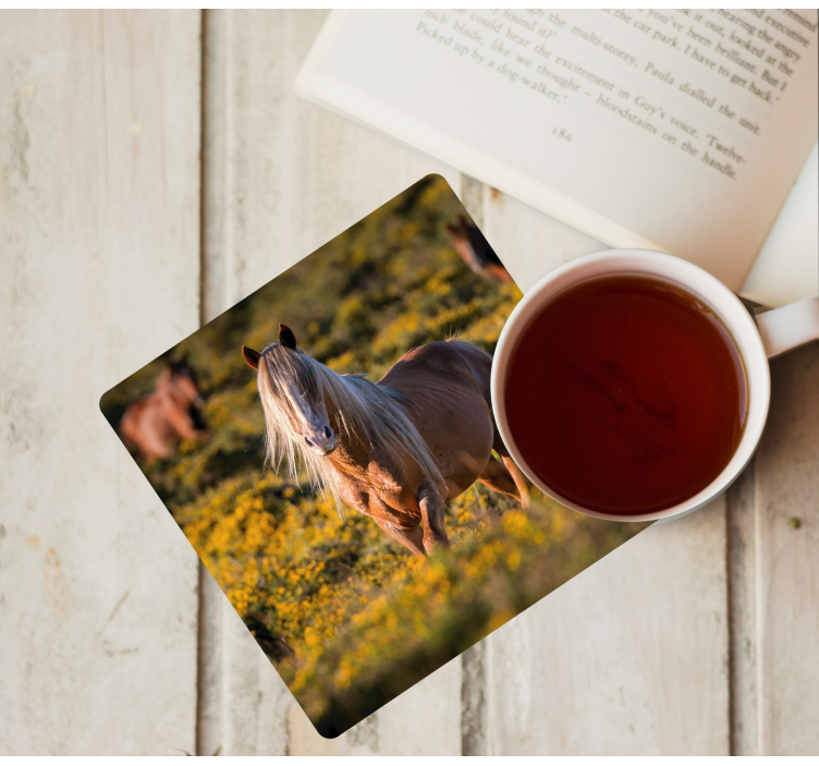 Untersetzer modern majestätisches pferd im feld - TenStickers