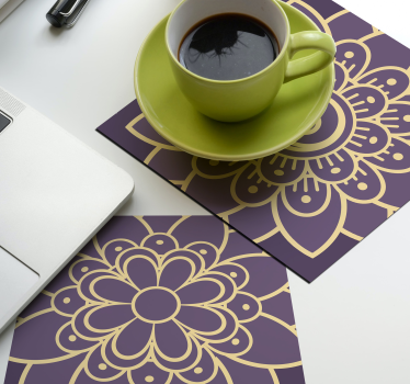 Untersetzer mit blumigen goldenen mustern - TenStickers