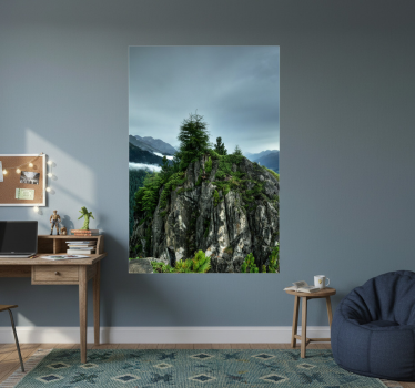 Poster wohnzimmer einzelner felsen im grünen wald - TenStickers
