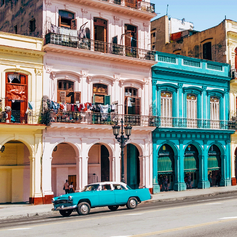 Poster wohnzimmer blau und pink straßen und autos design - TenStickers