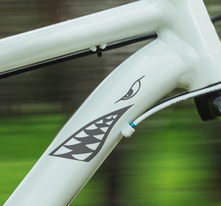 Fahrrad Aufkleber mit Haifischgesicht - TenStickers