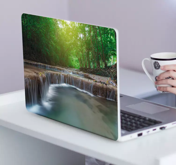 Friedlicher Wald Laptop Sticker - TenStickers