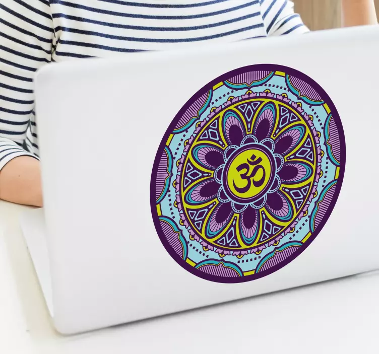 Laptop Aufkleber aufwendiges mandala-design - TenStickers
