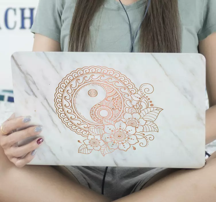 Laptop Aufkleber Mandala mit Marmoreffekt - TenStickers