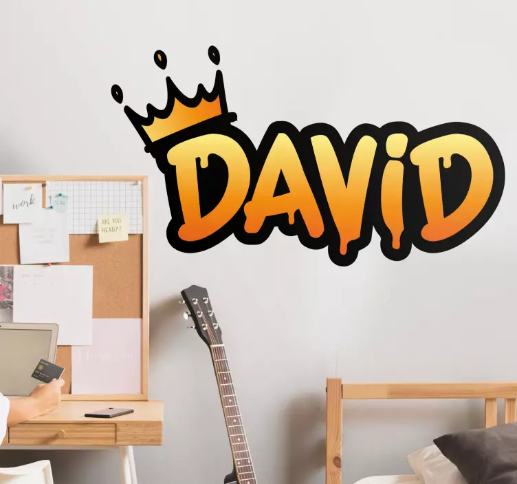 Personalisierter Aufkleber Oranger graffititext mit krone - TenStickers