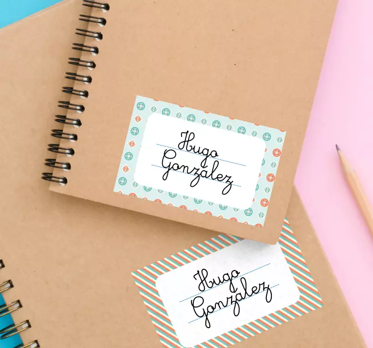 Personalisierte Namensaufkleber für Kinder - TenStickers