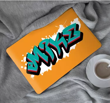 Laptop Aufkleber fettes graffiti mit namen - TenStickers