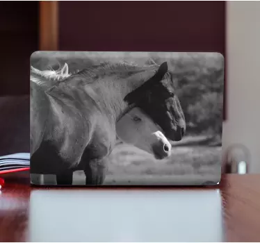 Laptop Aufkleber pferde umarmten sich - TenStickers