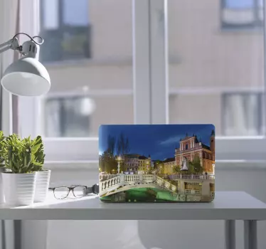 Laptop Aufkleber stadtbild von ljubljana - TenStickers