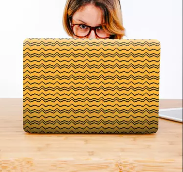 Laptop Aufkleber zickzack-motiv-cover - TenStickers