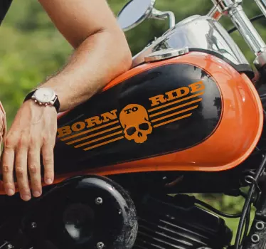 Born to Ride Aufkleber fürs Motorrad - TenStickers