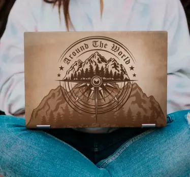 Notebook Aufkleber Kompass mit kunstvoller bergillustration - TenStickers