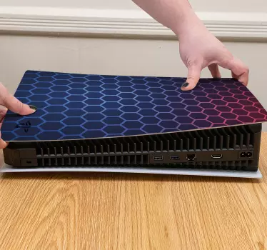 Ps5 skin mit hexagonalem druckdesign - TenStickers