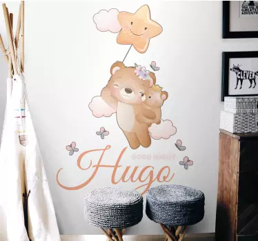 Wandtattoo baby hängender bär mit namen - TenStickers