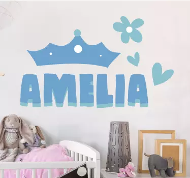 Wandtattoo Kinderzimmer krone mit herz und namen - TenStickers