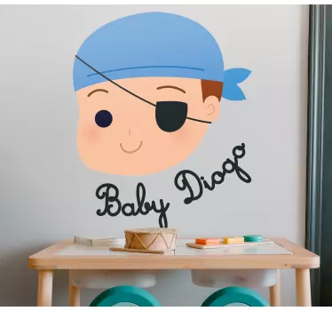 Wandtattoo Zeichnung piratenbaby mit namen - TenStickers