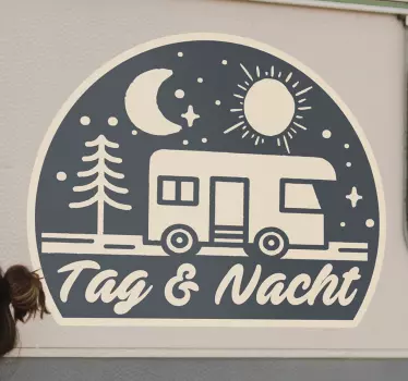 Tag und Nacht Wohnmobil Aufkleber - TenStickers