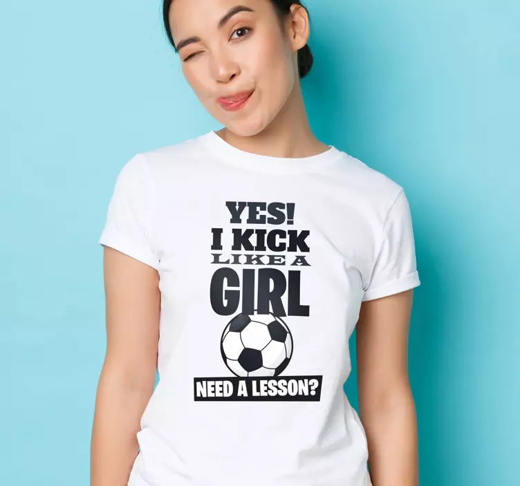 Original T Shirt Kick Like A Girl - TenStickers